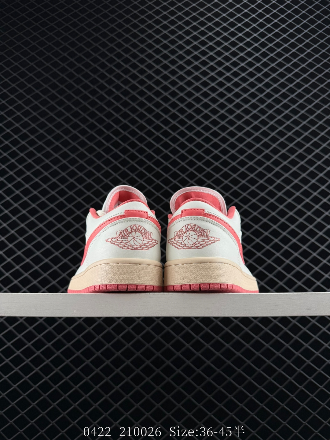 NIKE AIR JORDAN 1 LOW SE